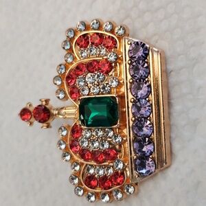 Elegant Crown Brooch with Multicolor Gems